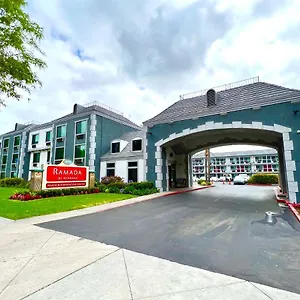Ramada By Wyndham Convention Center Anaheim